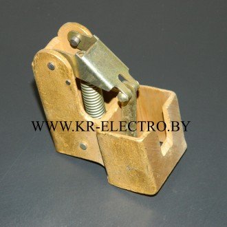 Щеткодержатель ДРПрс1 (ДГМ) с пружиной растяжения для крановых двигателей