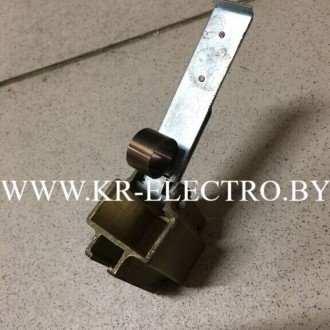 Щеткодержатель РТП 20х32 для двигателей МП/МПС (латунный, регулируемое давление) Щеткодержатель РТП 20х32 для двигателей МП/МПС (латунный, регулируемое давление)