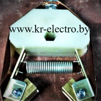 Щёткодержатель К-3100 для токоприёмников ТКК (латунь/медь)